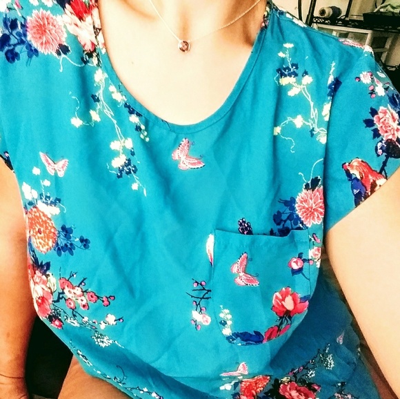 Spring Blouse - Picture 4 of 4